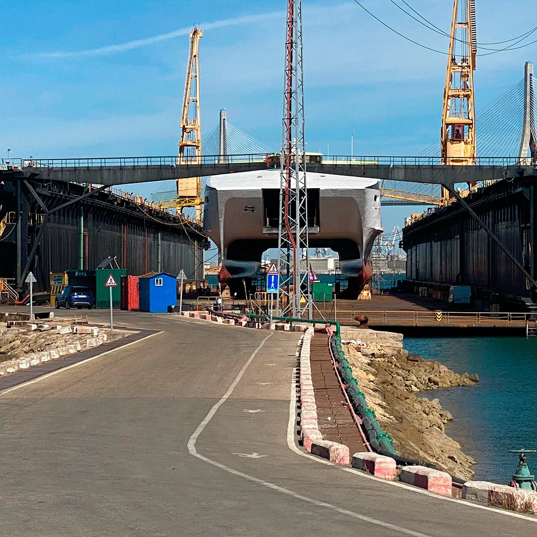 JUAN CARLOS I, FRAGATA CANARIAS, VOLCAN DE TINAMAR, JEWEL OF THE SEAS, HARMONY OF THE SEAS, L-51 CASTILLA